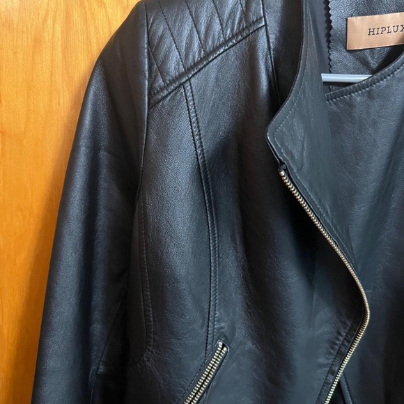 Genuine Leather Jacket (Size S) - Picture 4 of 7